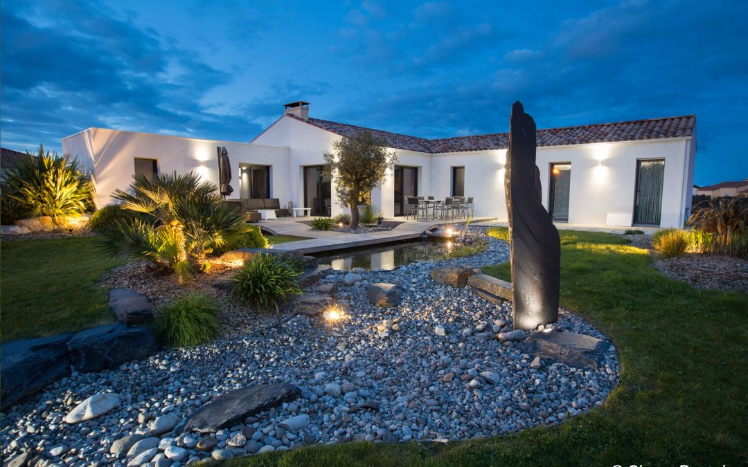 Éclairages et lumières pour un jardin en Vendée