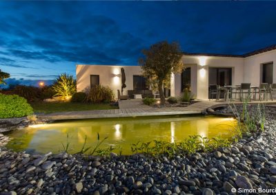 Eclairage d'une terrasse et d'un bassin en Vendée